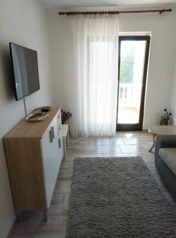 Apartments Tessa 77 ميدولين كرواتيا