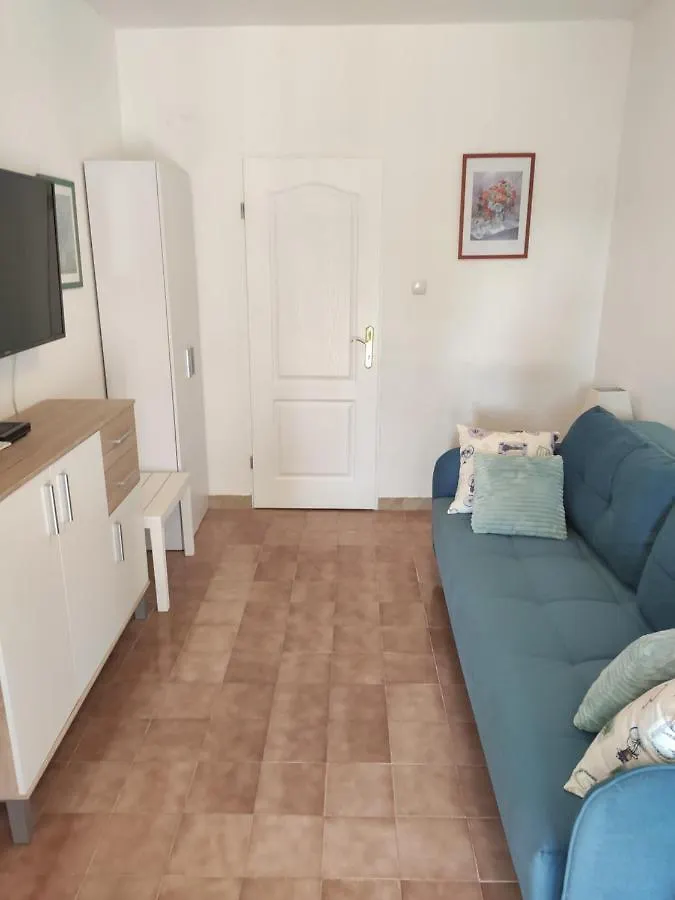 Apartments Tessa 77 ميدولين